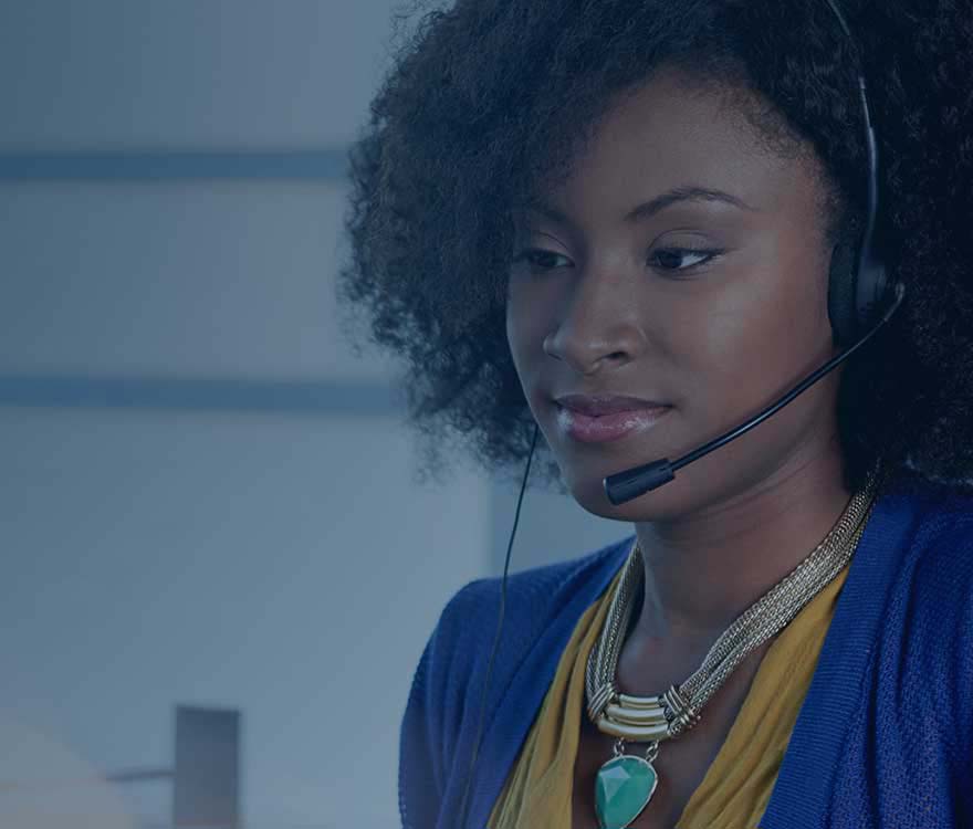 Virtual call center platform agent answering calls