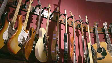 video review storefront music