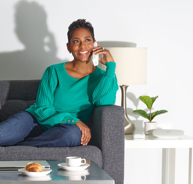 Ooma Telo Air White Lifestyle