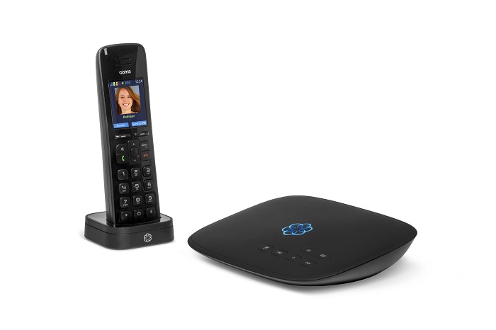 Ooma Telo phone and base station